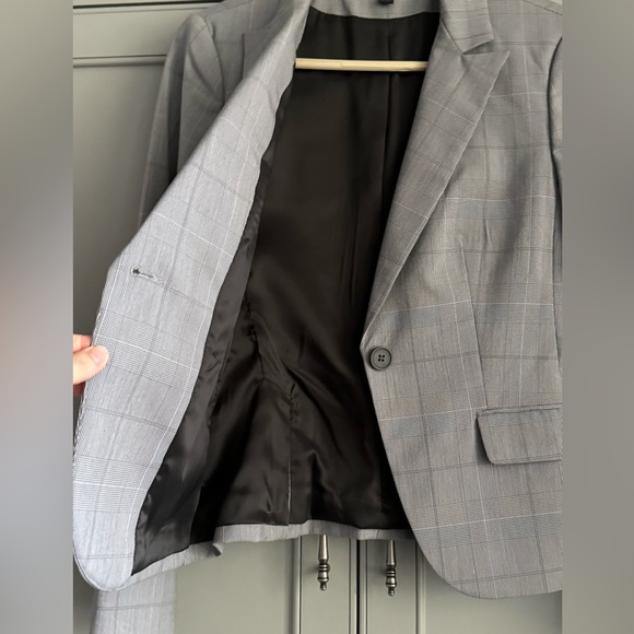 Express Blazer - Black and White - one button - Picture 4 of 5